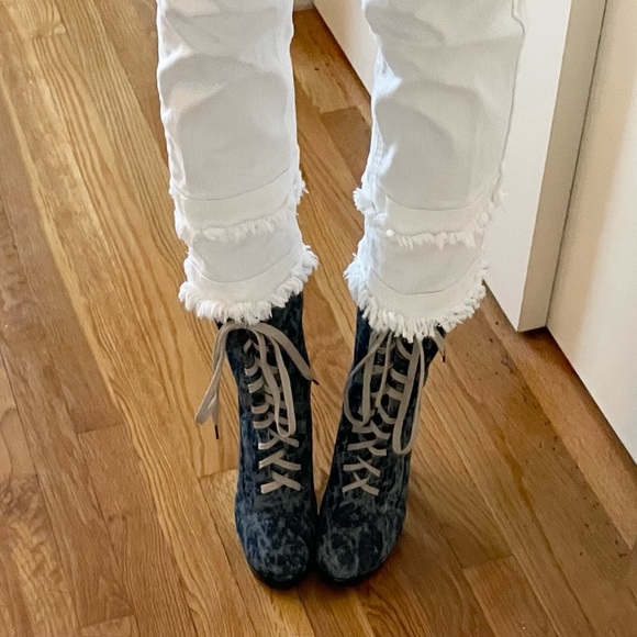 Vero Cuoio Denim Boots - Picture 11 of 16